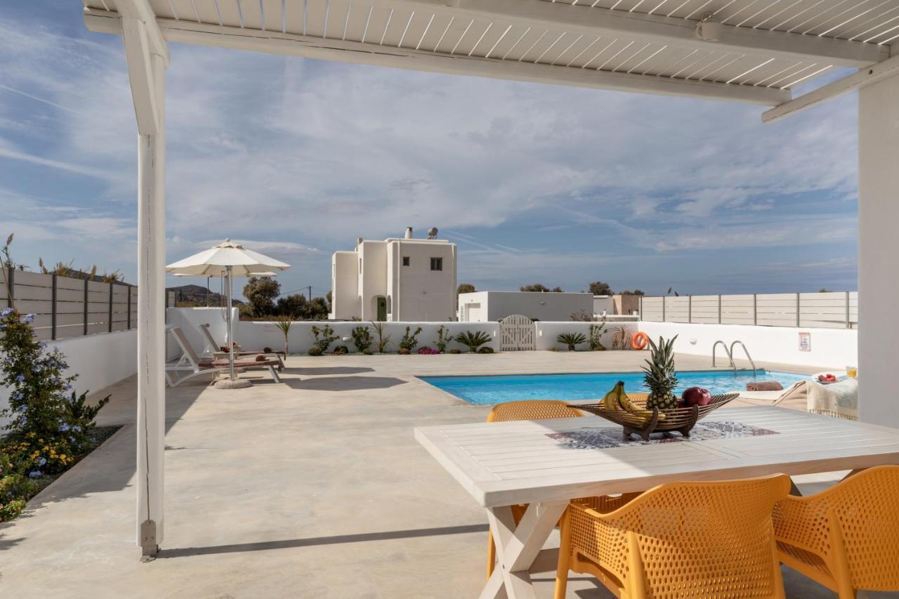 Naxian Lounge Villas Naxos City ภายนอก รูปภาพ